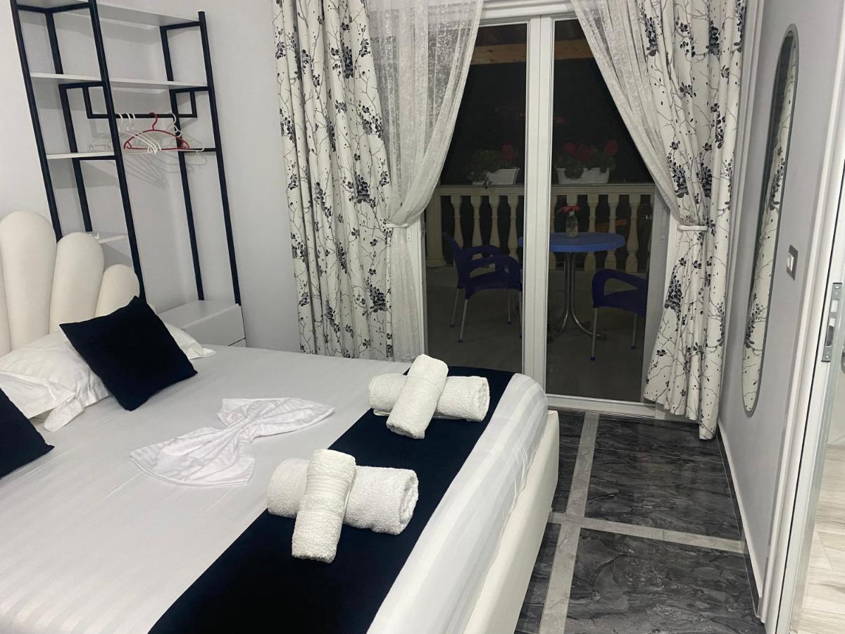 Vila Sinani Sarandë Eksteriør bilde